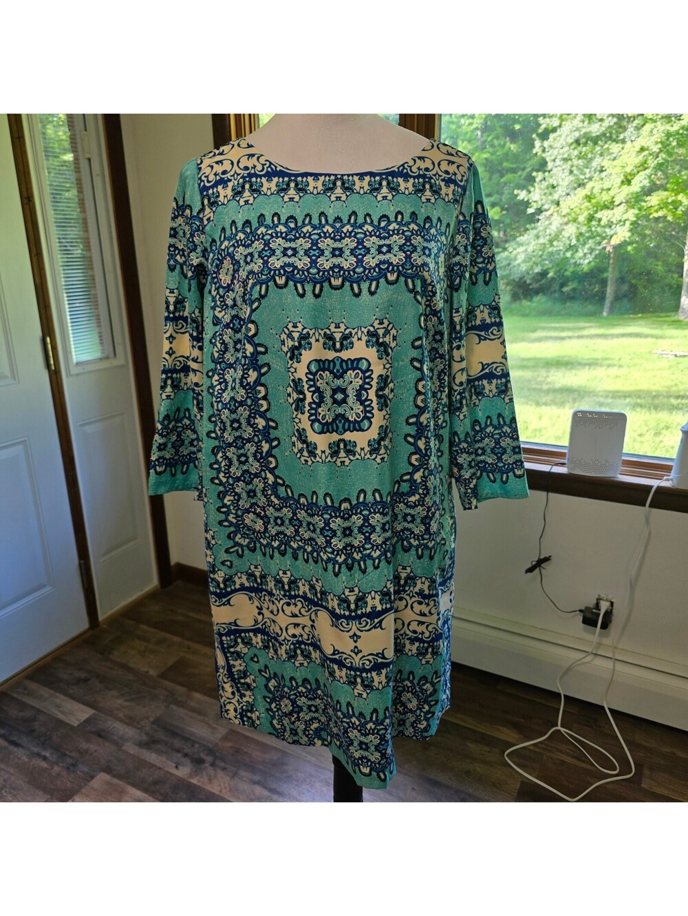 The Limited Turquoise Paisley Scarf Print Shift Dress women's size Medium